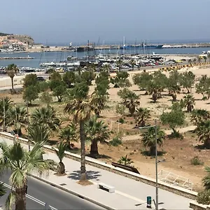 https://apartment-on-the-beach-with-view.rethymnohotels.net