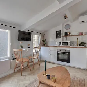 Cosy Proche Arc Triomphe - 2p Apartamento